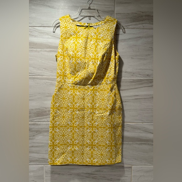 Women’s Boden Talia Mimosa Woodblock Print
Sleeveless Dress Size 8 - Picture 2 of 12
